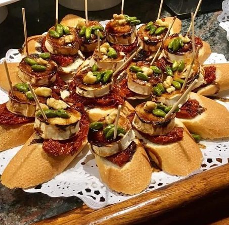 San Sebastian Pintxo Tasting Paired With Spanish Wines - Meeting and Pickup Details