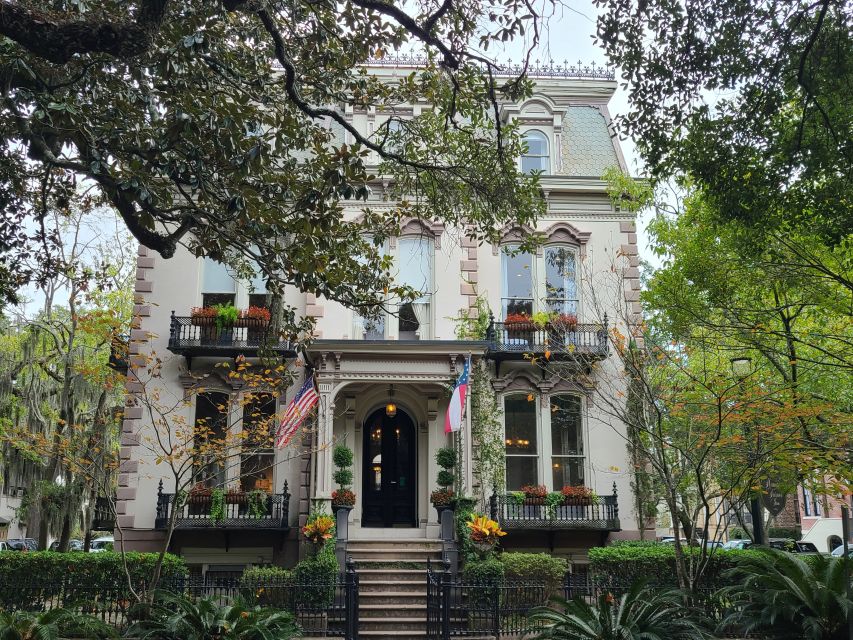 Savannah: Old Town Hop-On Hop-Off Trolley Tour - Highlights of the Tour