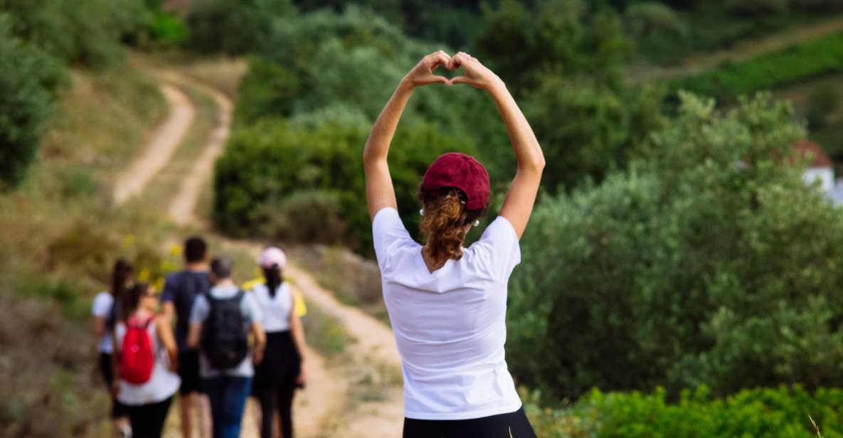 Self-guided Walking Tour of the Bay - Personalized Trekking Adventure