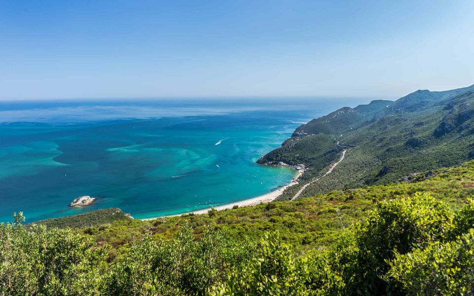 Sesimbra: Speedboat Tour of Arrabida Natural Park - Exploring Arrábida Natural Park