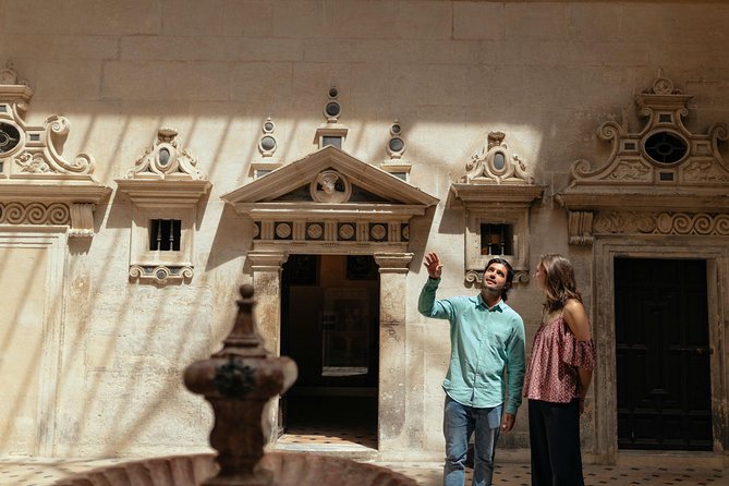 Seville Highlights Private Tour With a Local Guide - Discover Hidden Gems