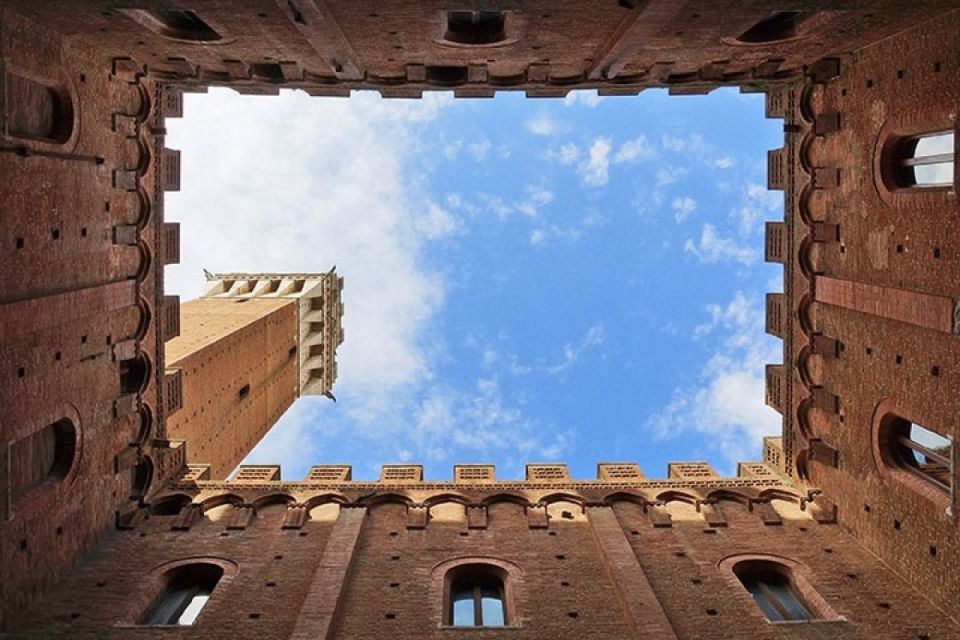 Siena: 3h Private City Walking Tour With Optional Cathedral - Discover Sienas Beauty