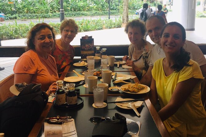 Singapore : Private Custom Walking Tour With A Local Guide - Pricing Structure and Details