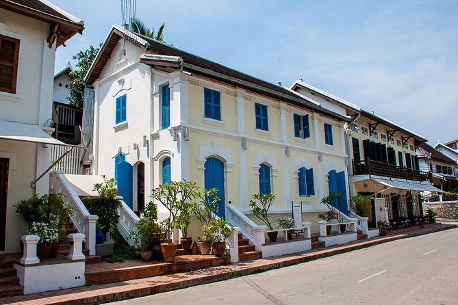 Small Group Half Day Luang Prabang City Tour - Meeting and Pickup Options