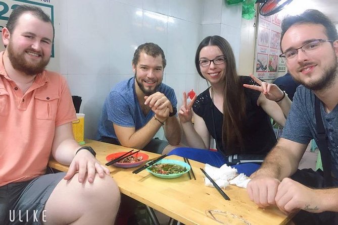 Small Group Street Food Tour in Hanoi With Expert Local Guide - Tour Highlights