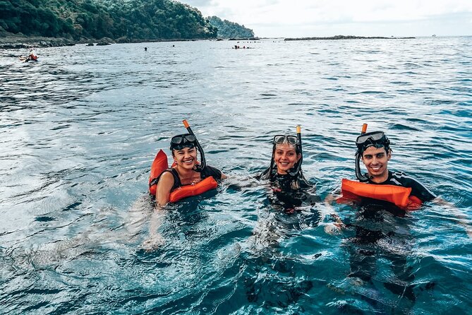 Snorkeling Tour in Caño Island With Lunch - Included Amenities and Services