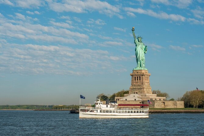 Statue of Liberty and New York City Skyline Sightseeing Cruise - Booking Information