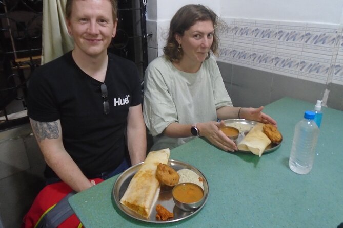 Street Food Tour by Tuk Tuk - Highlights of the Experience