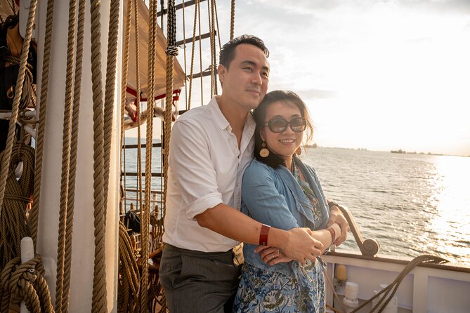 Sunset Sail Cruise With 5 Course Seated Dinner - Inclusions and Amenities