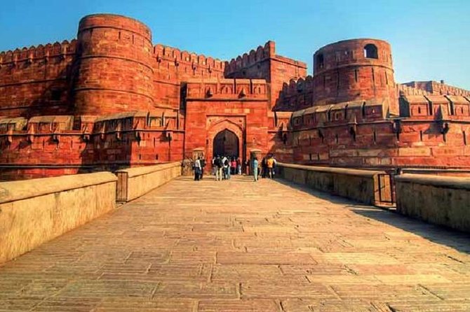 Taj Mahal & Agra Fort With Mother Teresas Missionaries Of Charity From Delhi - Pickup and Accessibility