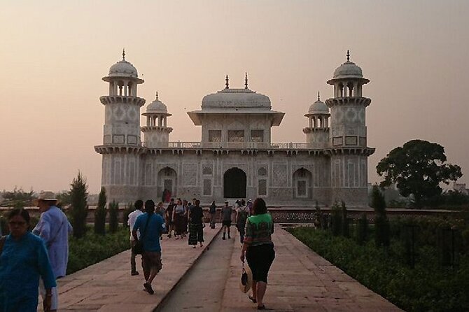 Taj Mahal & Agra Private Day Tour From Delhi With 5* Lunch - Additional Information