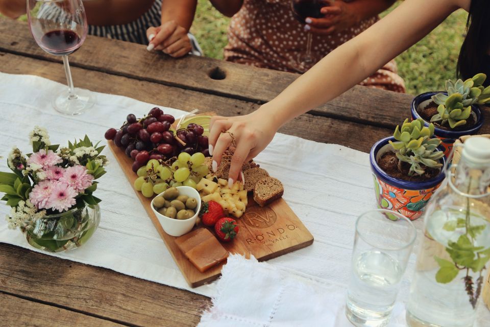 Tasting in the Gardens - Tasting and Tour