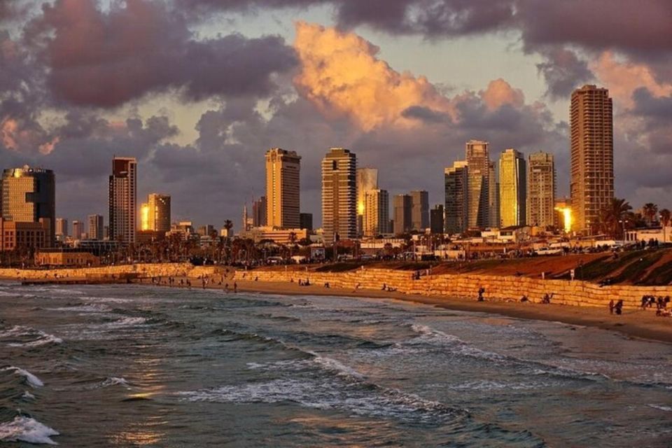 Tel Aviv : Must-See Attractions Private Walking Tour - Timeless Charm of Neve Tzedek