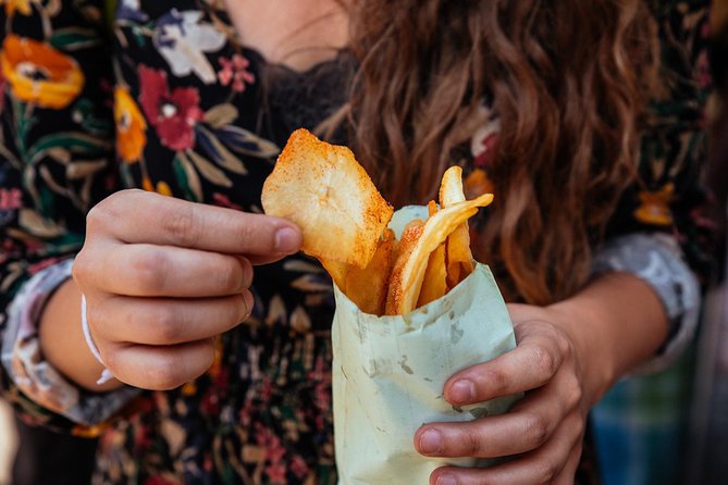 The 10 Tastings of Colombo With Locals: Private Street Food Tour - Discovering Street Food Gems