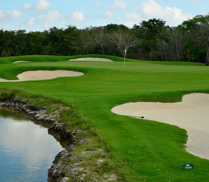 The Red Golf Course | Tee Time in Cancun - Duration and Availability