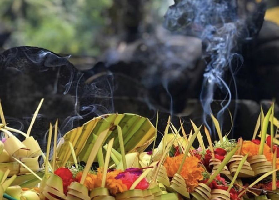 Tirta Empul: Temple Tour With Optional Spiritual Cleansing - Tour Highlights