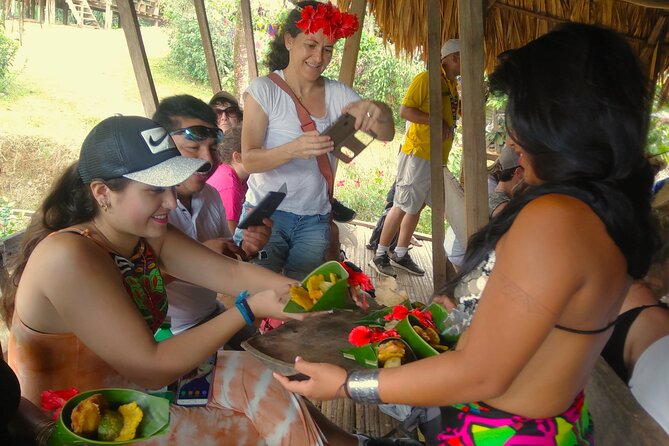Tour Chagres Rainforest and Embera Village (all-inclusive) - Included Features