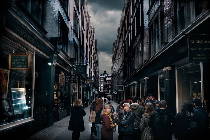 Tour of the Harry Potter Universe + Boat Ride - Meeting and Pickup
