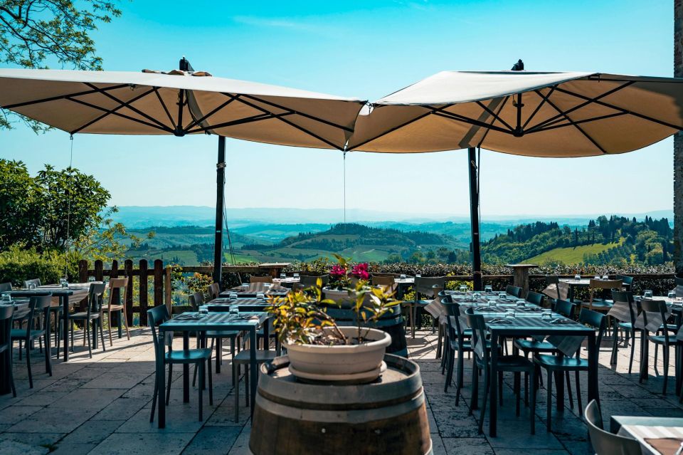 Tour San Gimignano-Monteriggioni: the Routes of Tuscan Taste - Florence Pickup and Departure