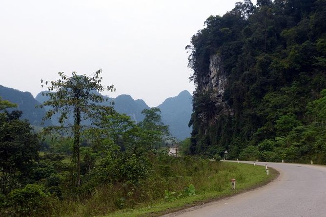 TOUR to the CAVES - Paradise & Dark CAVES From Dong Hoi City - Highlights of the Tour