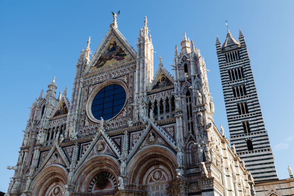 Tuscany: Full-Day Luxury Minivan Tour With Siena and Pisa - Discovering Famous Tuscan Cities