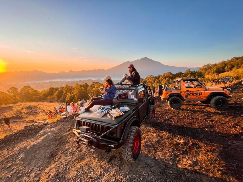 Ubud: Jeep Sunrise Experience With Tukad Cepung Waterfall - Sunrise at Mount Batur