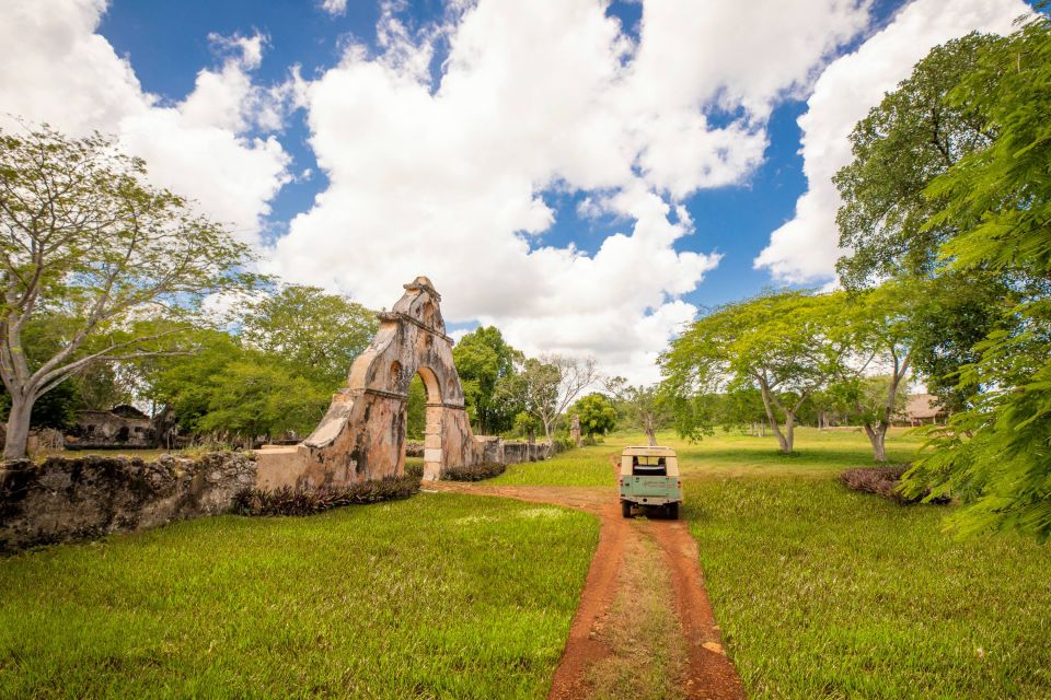 Uxmal: Private Plantations Tour in a Vintage Land Rover - Highlights of the Experience