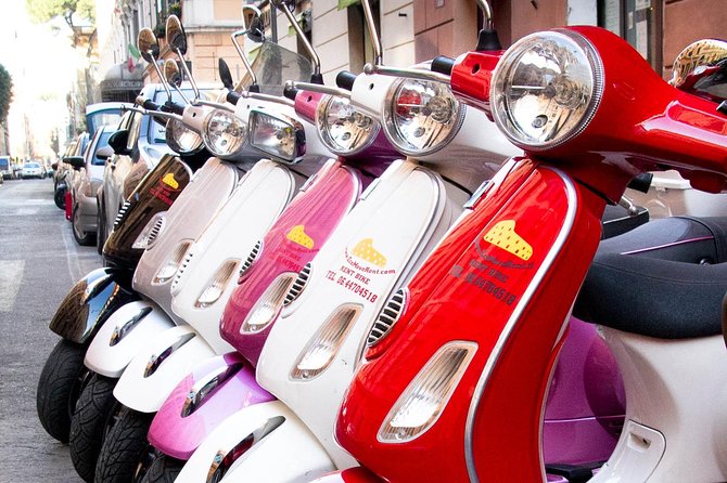 Vespa Rental in Rome 24 Hours - Included Items