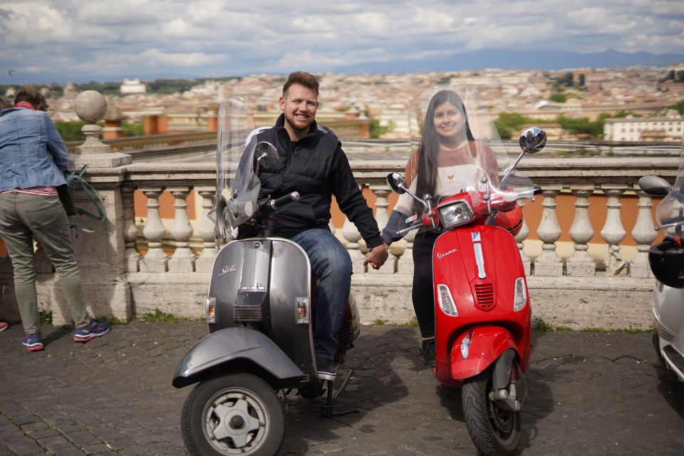 Vespa Tour With Professional Photographer - Tour Description