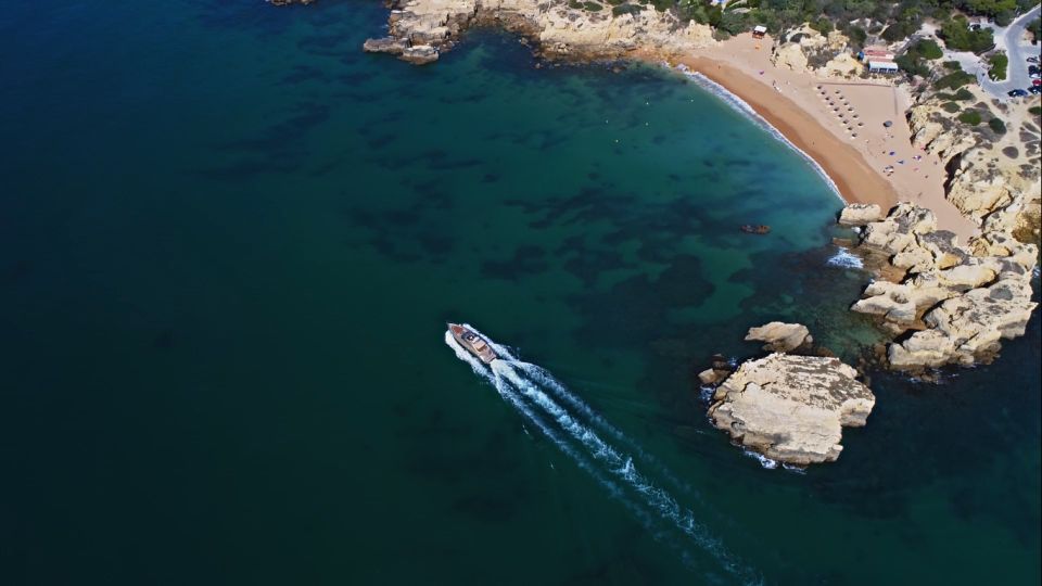 Vilamoura: Luxury Customized Private Yacht Cruise With Drink - Cruise Experience