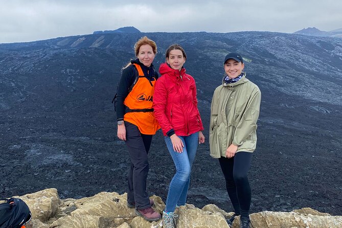 Volcano Eruption Site Hike & Reykjanes Tour From Reykjavik - Guide and Transport