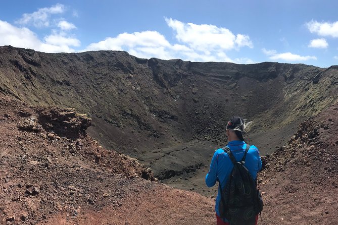 Volcano Trekking Tour (Timanfaya Eruptions) - Meeting and Pickup