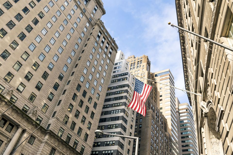 Wall Street Insider Tour - Live Guide With Wall Street Experience