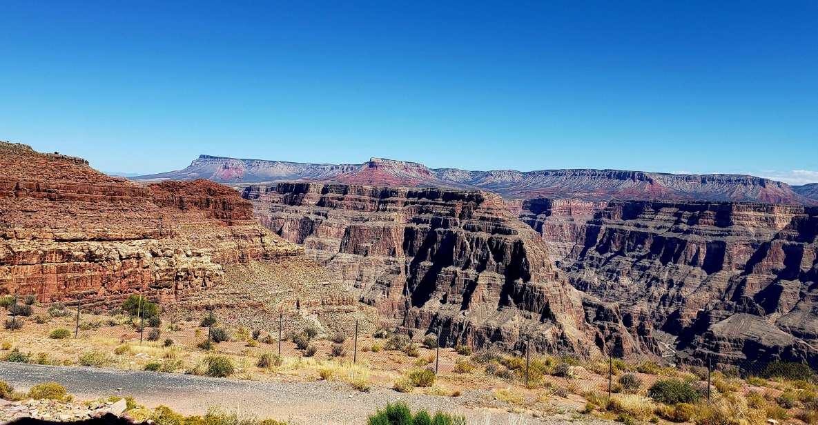 West Rim, Hoover Dam, Seven Magic Mountains - Tour Highlights