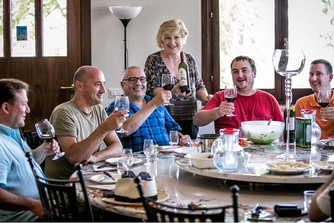 Wine and Cheeses - Guided Tasting Inclusions