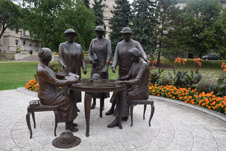 Winnipeg: Manitoba Legislative Grounds Audio Walking Tour - Monuments and Statues of Significance