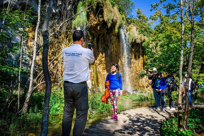 Zagreb to Split Group Transfer With Plitvice Lakes Guided Tour - Transportation and Pickup Details