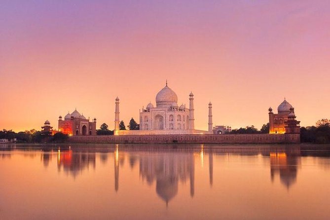 1-Day Trip to the Taj Mahal and Agra From Delhi - Avoiding Entrance Line Queues