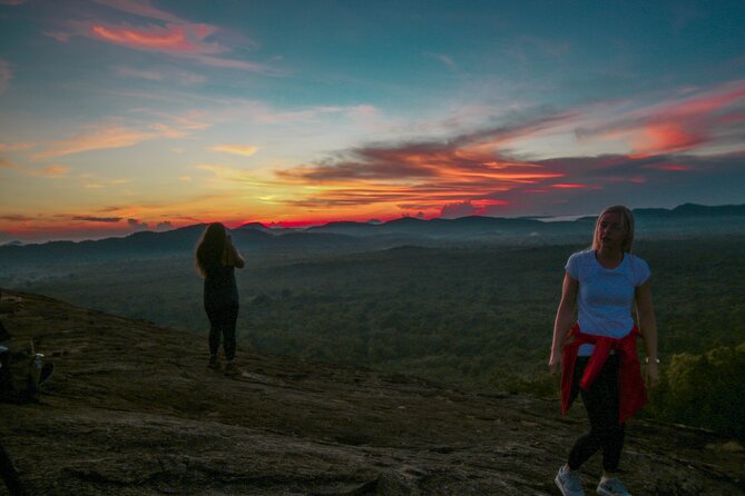 15-DAY Tour in Sri Lanka With Private Driver - Pickup Details