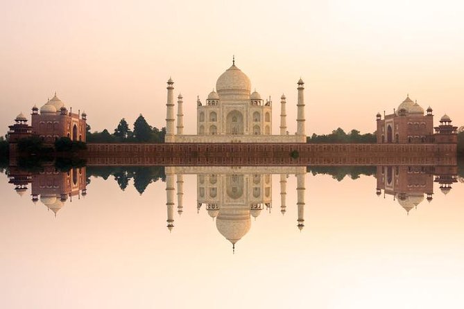 2-Day Tour to Taj Mahal, Agra From Hyderabad With Both Side Commercial Flights - Detailed Itinerary