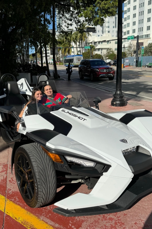 24 Hour Slingshot Rental Miami - Duration and Languages