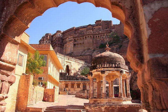 3 Days Guided Jodhpur & Udaipur Tour From Jaipur With Hotels - Accommodation Options