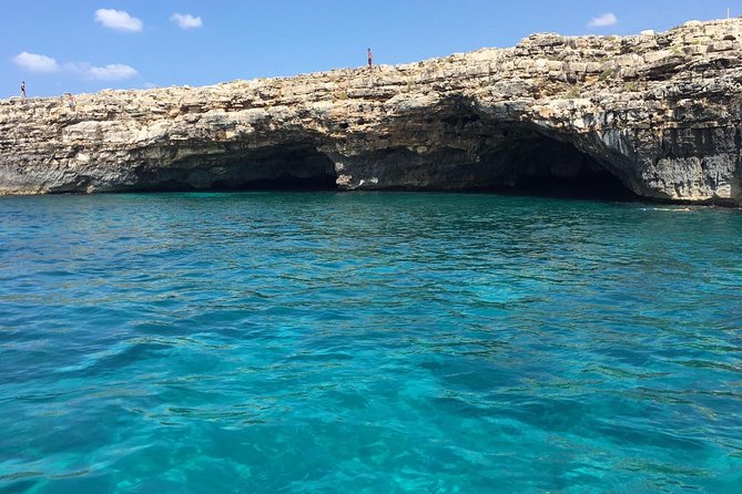 4-Hour Tour Visiting All the Caves, Swimming Stops, and Aperitif - Weather Conditions and Tour Operation