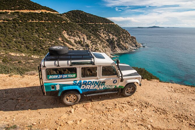 4x4 Mountains and Beaches - Chia Area - Meeting and Pickup