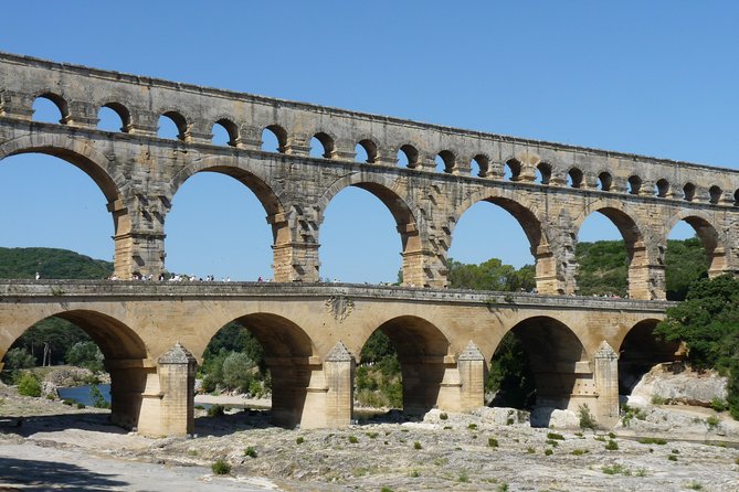 A Day in Provence Small Group Tour From Marseille - Exploring Pont Du Gard