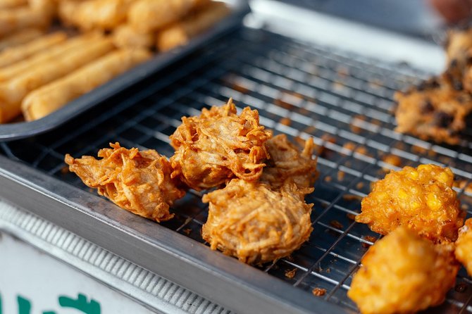 A Taste of Bangkok: Street Food Private Tour - Meeting and Pickup Locations
