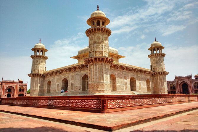 Agra Full-Day Tour Taj Mahal, Agra Fort & Secret Walking Tour With Private Car - Accessibility Features
