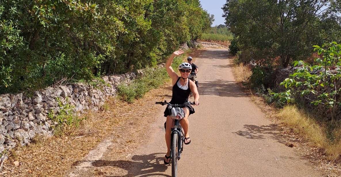 Alberobello E-Bike Tour With Visit to a Donkey Farm - Visiting the Oak Forest