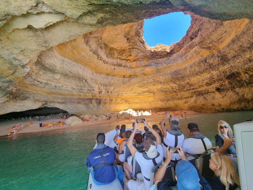 Albufeira: Benagil Cave and Dolphin Sightseeing Boat Cruise - Cruise Itinerary