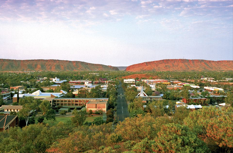 Alice Springs: Coach Transfer to Ayers Rock Resort - Customer Reviews